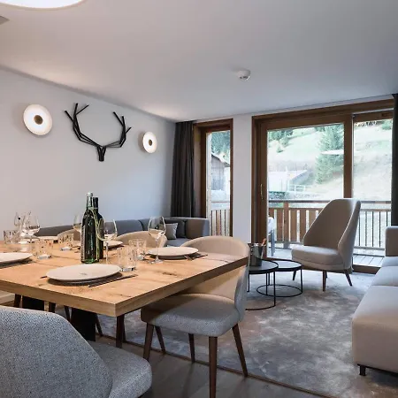 Apartman Duplex 94m² Village - Pour 6 Personnes - Pieds Des Pistes Avec Parking Et Wifi - Fr-1-631-111 *