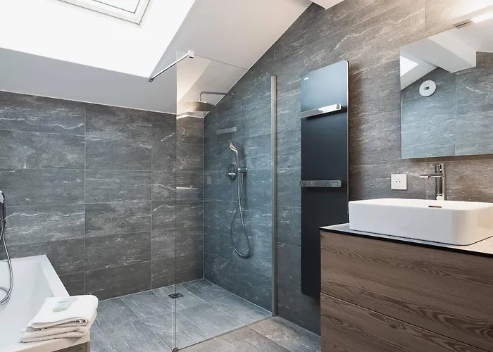 Duplex 94m² Village - Pour 6 Personnes - Pieds Des Pistes Avec Parking Et Wifi - Fr-1-631-111