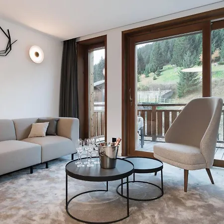 Duplex 94m² Village - Pour 6 Personnes - Pieds Des Pistes Avec Parking Et Wifi * Courchevel